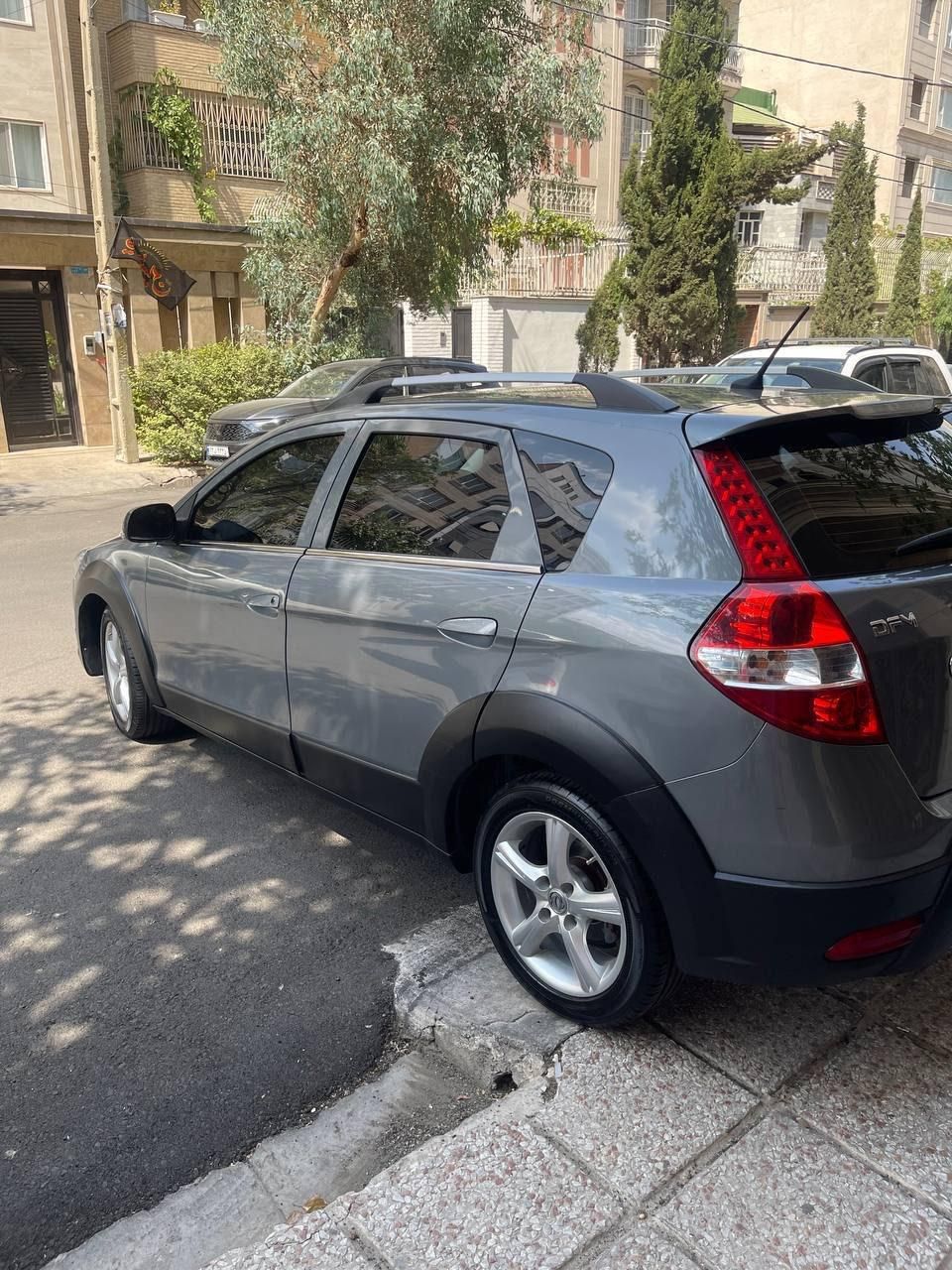 دانگ فنگ H30 کراس اتوماتیک - 1396