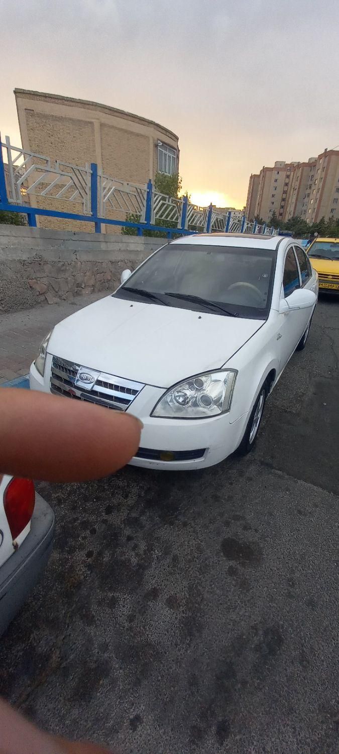 ام وی ام 530 دنده ای - 1389