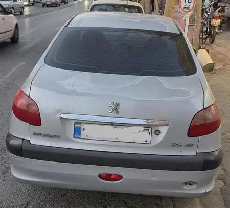 پژو ۲۰۶ صندوق دار v1 - 1386