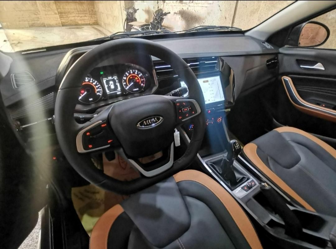 ام وی ام X22 پرو دنده‌ای - 1402