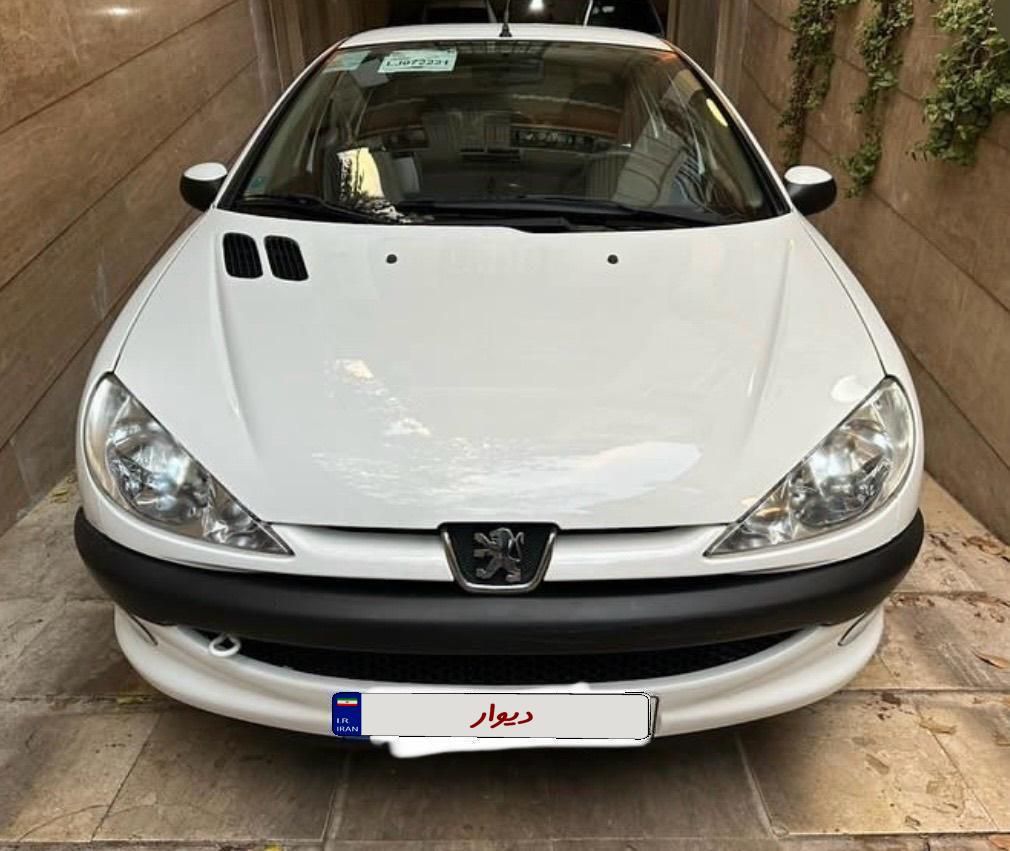 پژو ۲۰۶ صندوق دار v8 - 1399