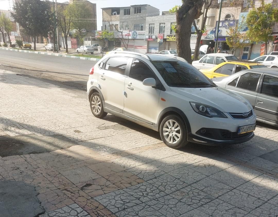 ام وی ام 315 هاچ بک اسپرت اکسلنت - 1397