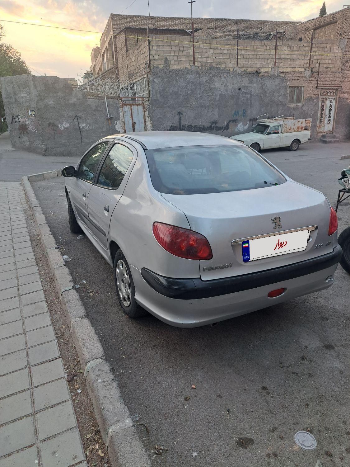 پژو 206 تیپ 5 - 1389