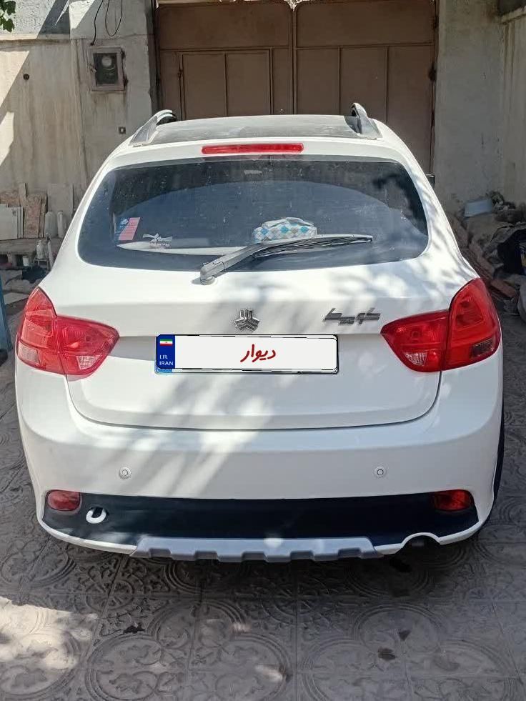 کوییک R دنده‌ای - 1402