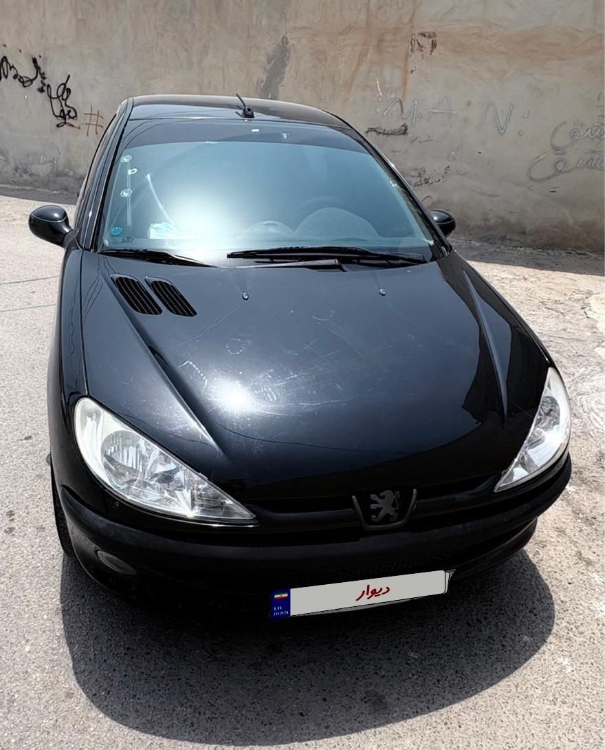 پژو ۲۰۶ صندوق دار v8 - 1397
