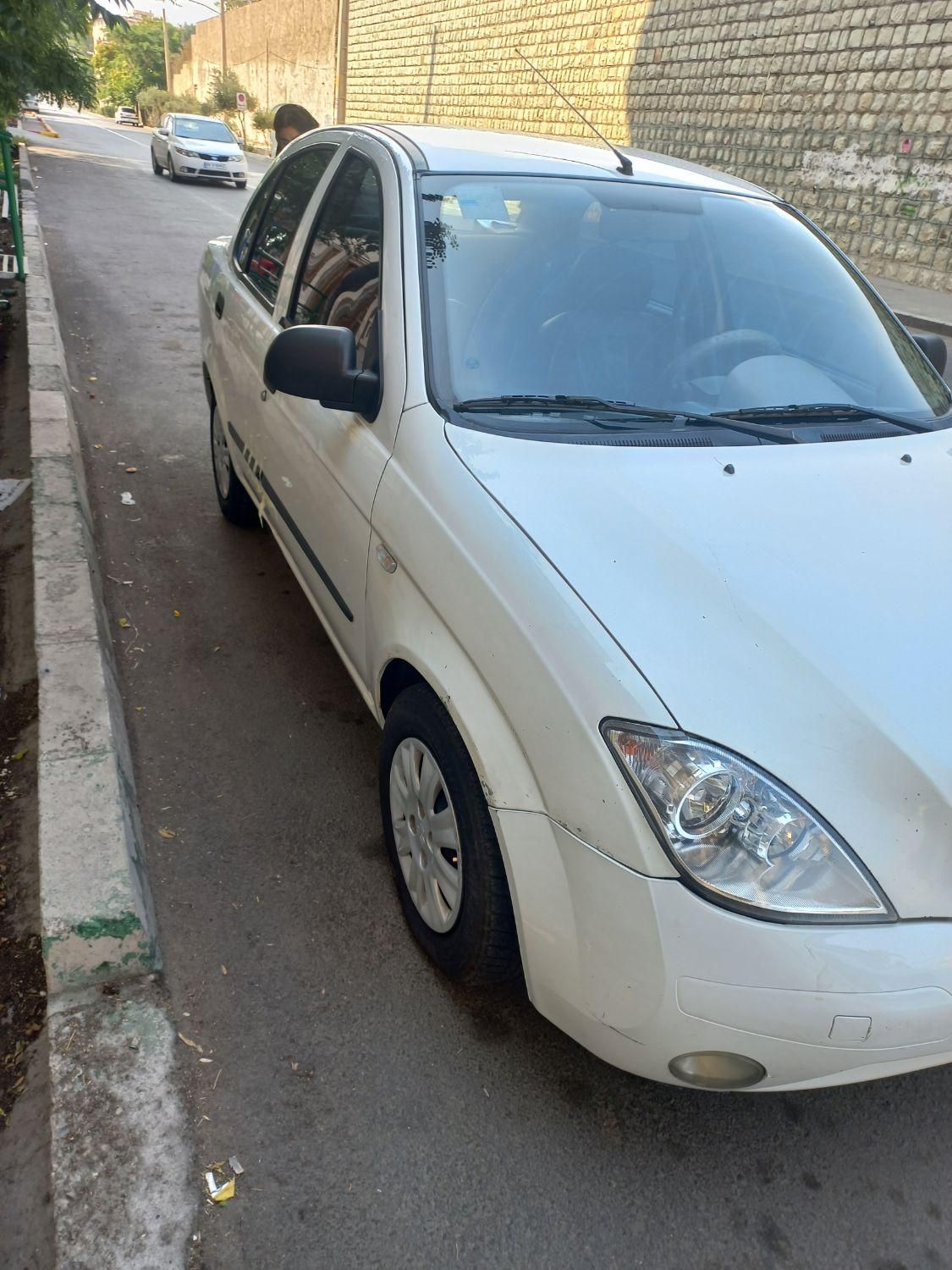 تیبا صندوق دار SX - 1396