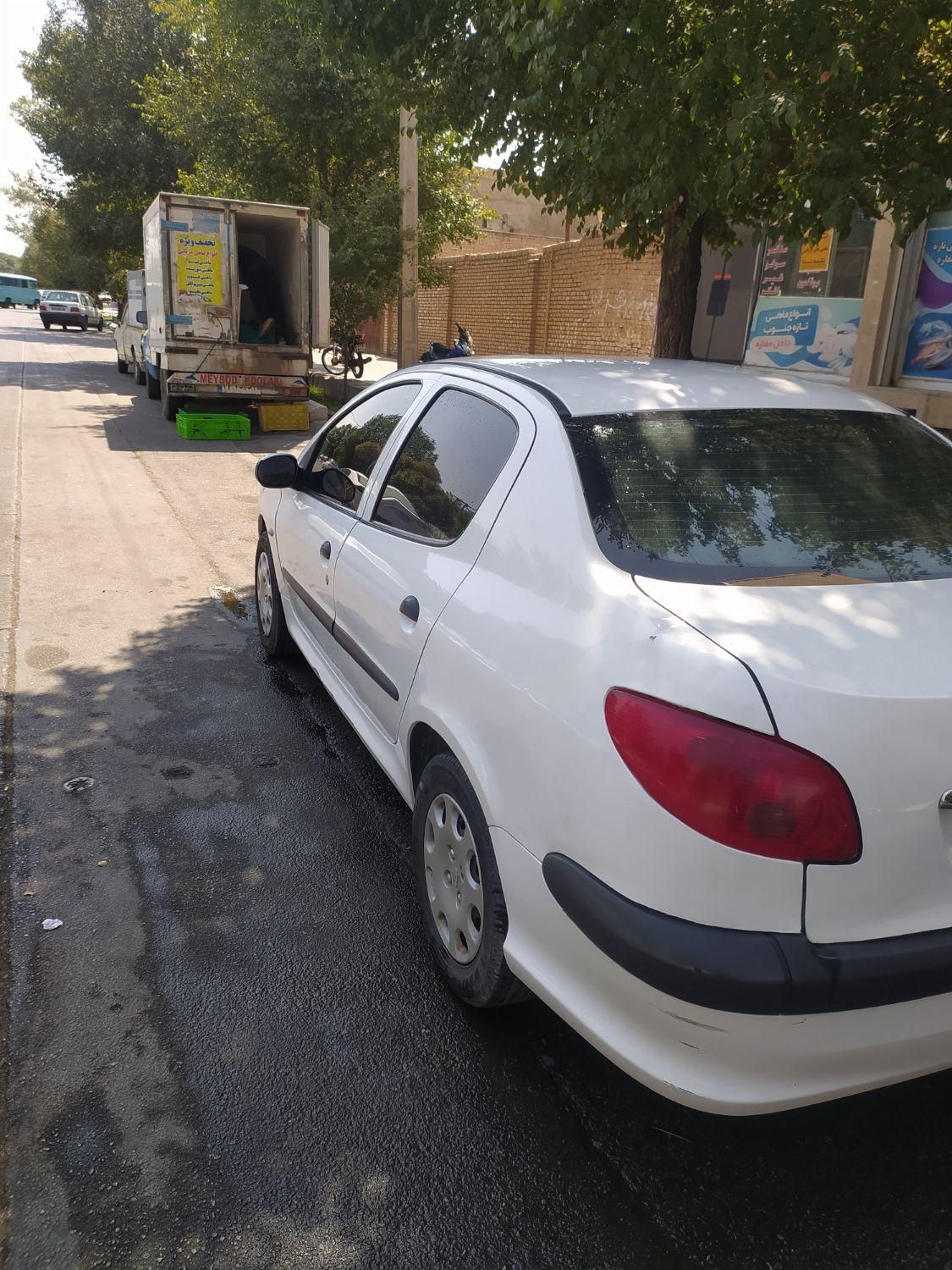 پژو ۲۰۶ صندوق دار v8 - 1396