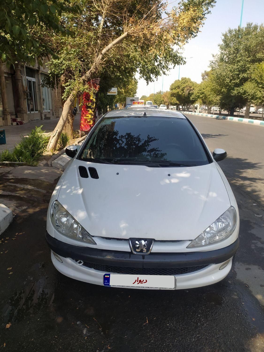 پژو ۲۰۶ صندوق دار v8 - 1396