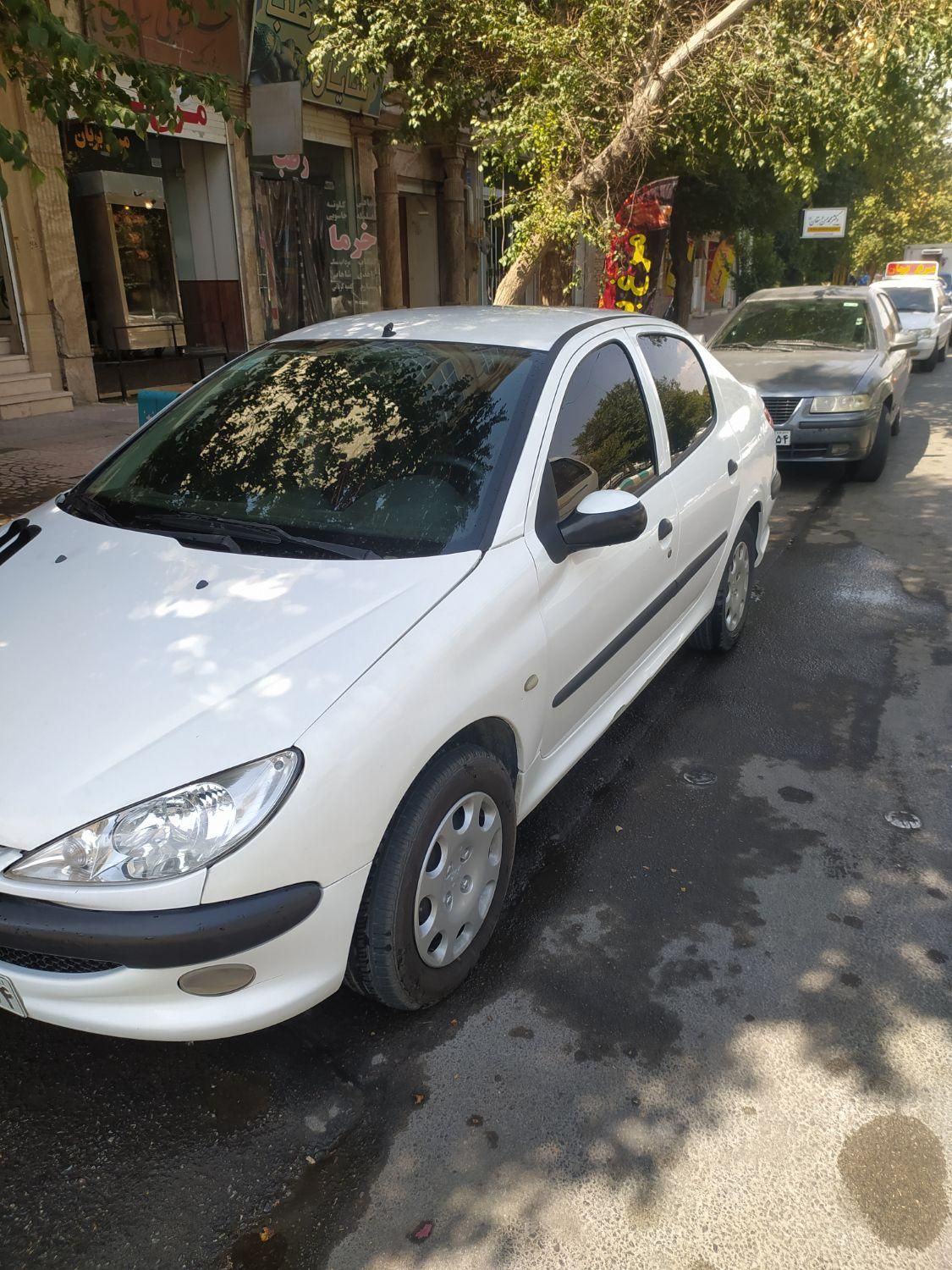 پژو ۲۰۶ صندوق دار v8 - 1396