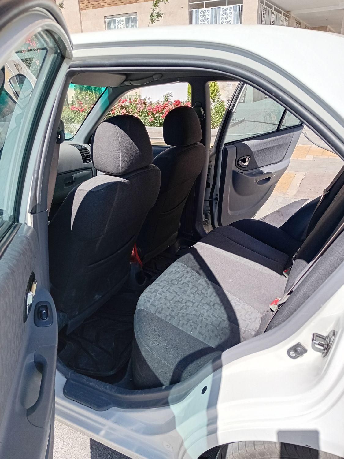 هیوندای ورنا دنده‌ ای - 1386