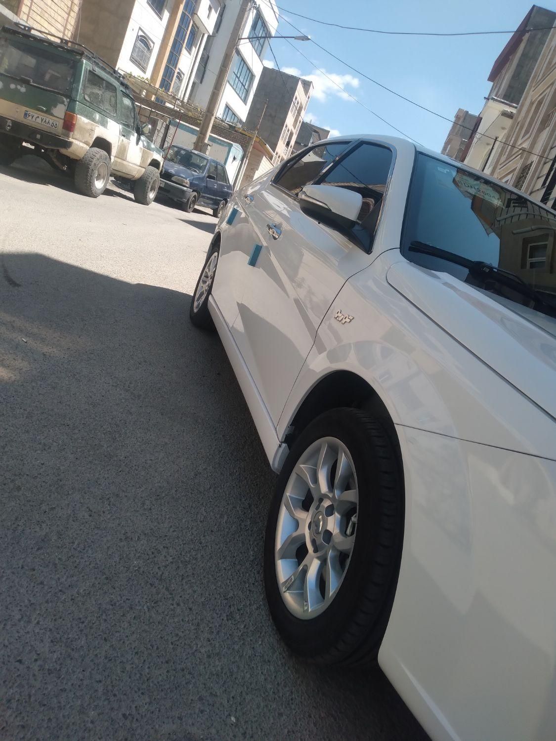 دنا پلاس توربو اتوماتیک آپشنال - 1404