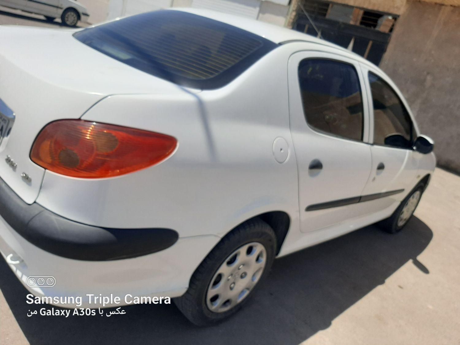 پژو ۲۰۶ صندوق دار v8 - 1393