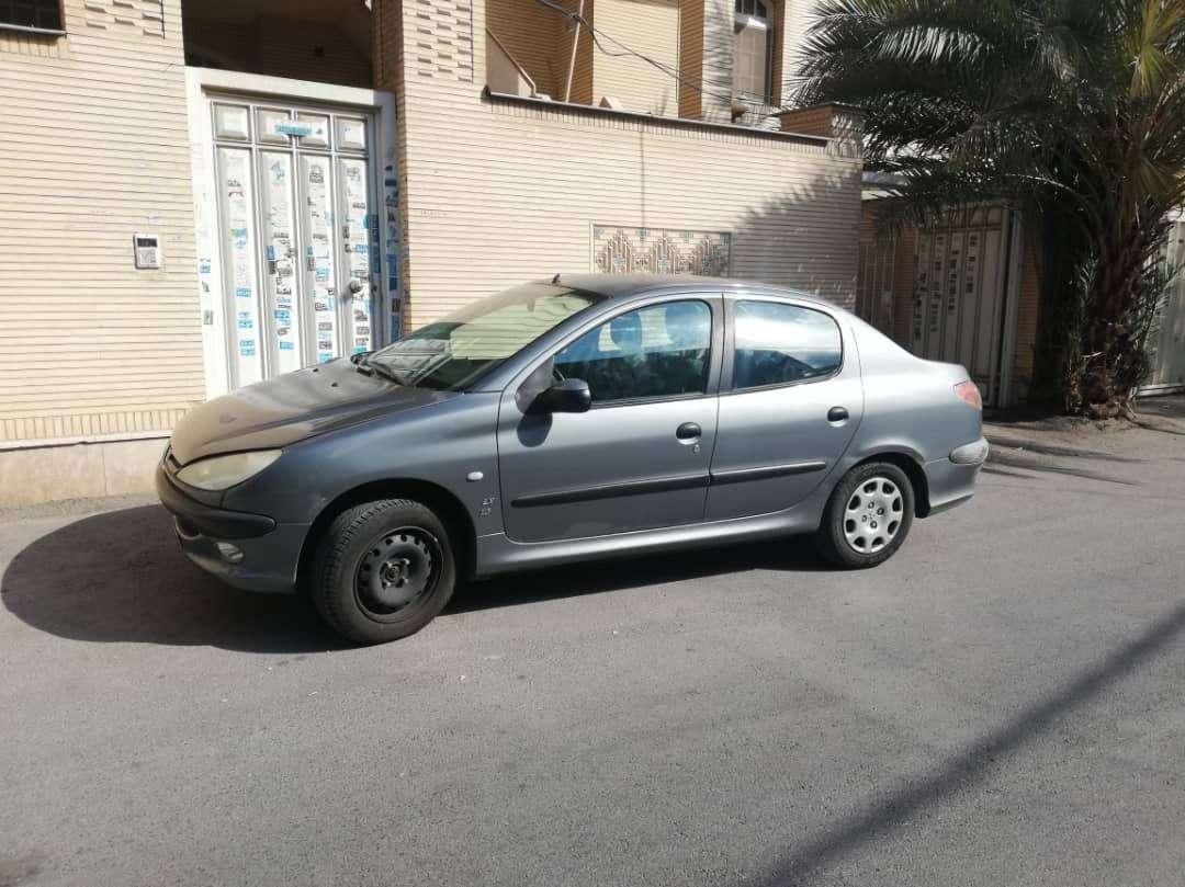 پژو ۲۰۶ صندوق دار v8 - 1391