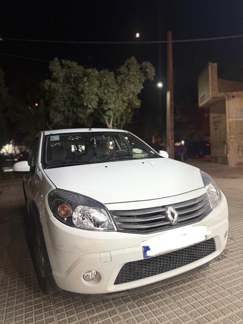 خودرو رنو، ساندرو آگهی ann_19786344