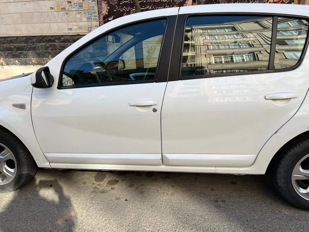 خودرو رنو، ساندرو آگهی ann_19786485