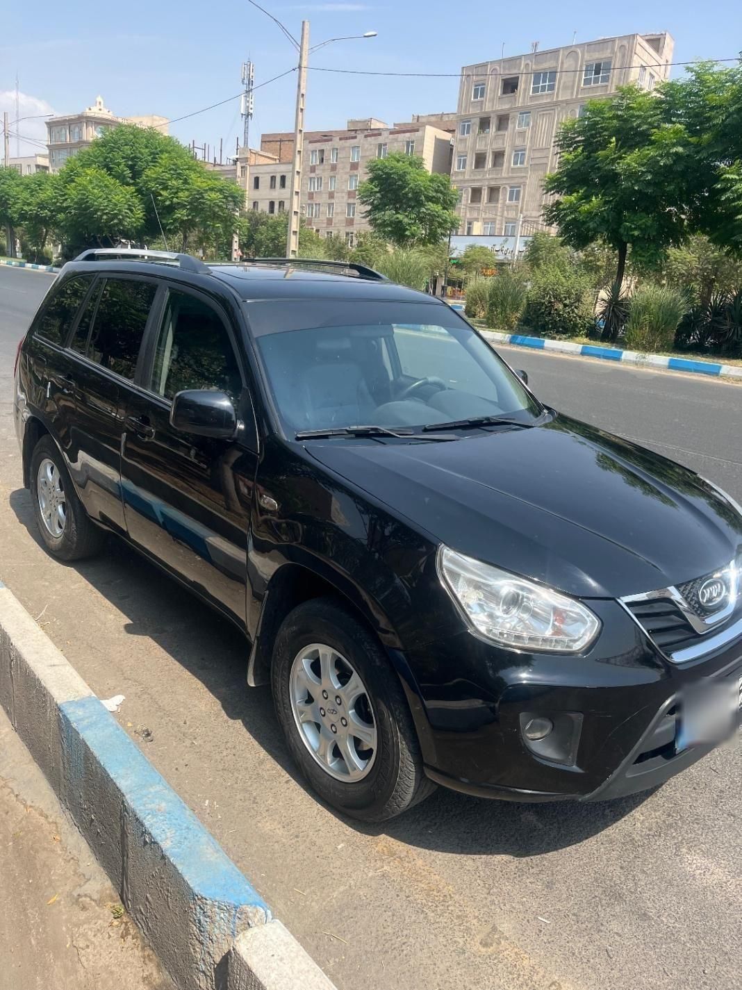 ام وی ام X33 دنده‌ای ساده - 1394