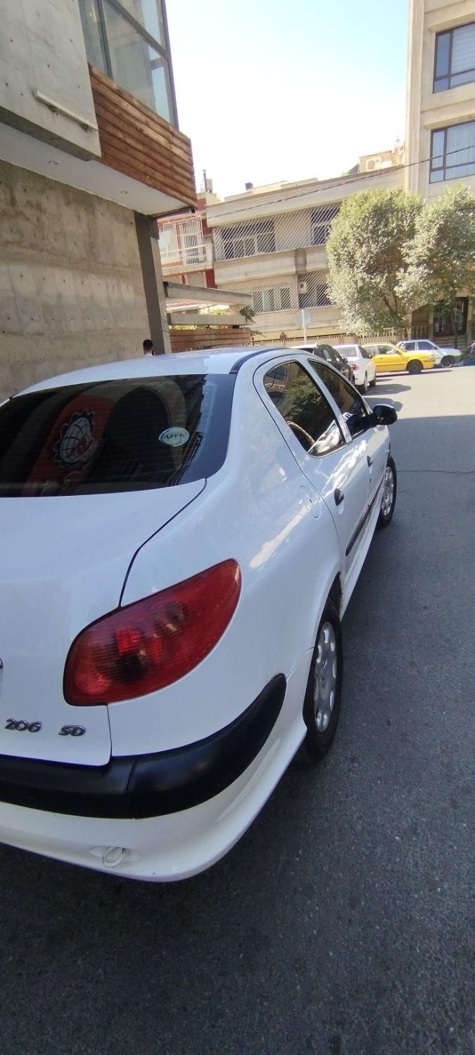 پژو ۲۰۶ صندوق دار v8 - 1395