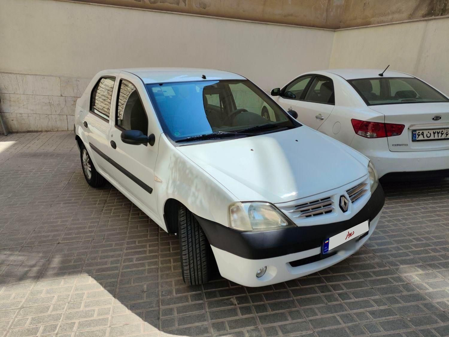 خودرو رنو، پارس تندر آگهی ann_19787212