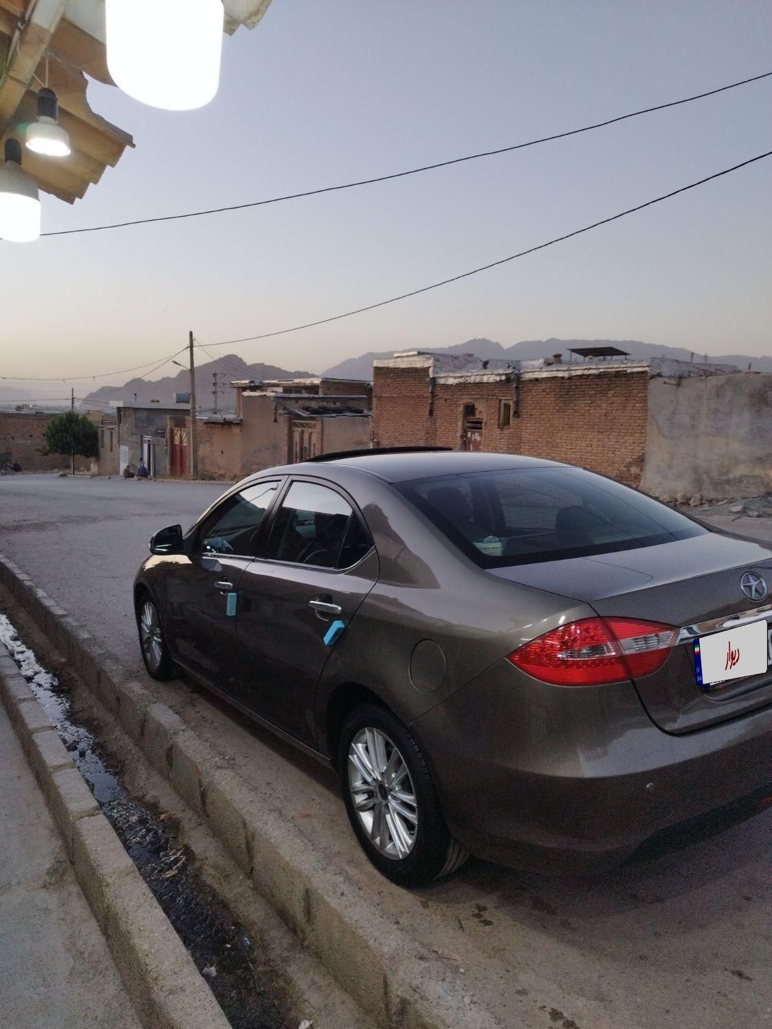 جک J5 اتوماتیک - 1393