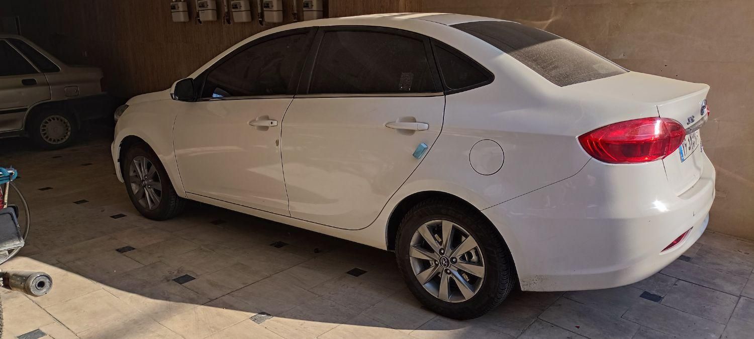 جک J4 اتوماتیک ساده - 1403