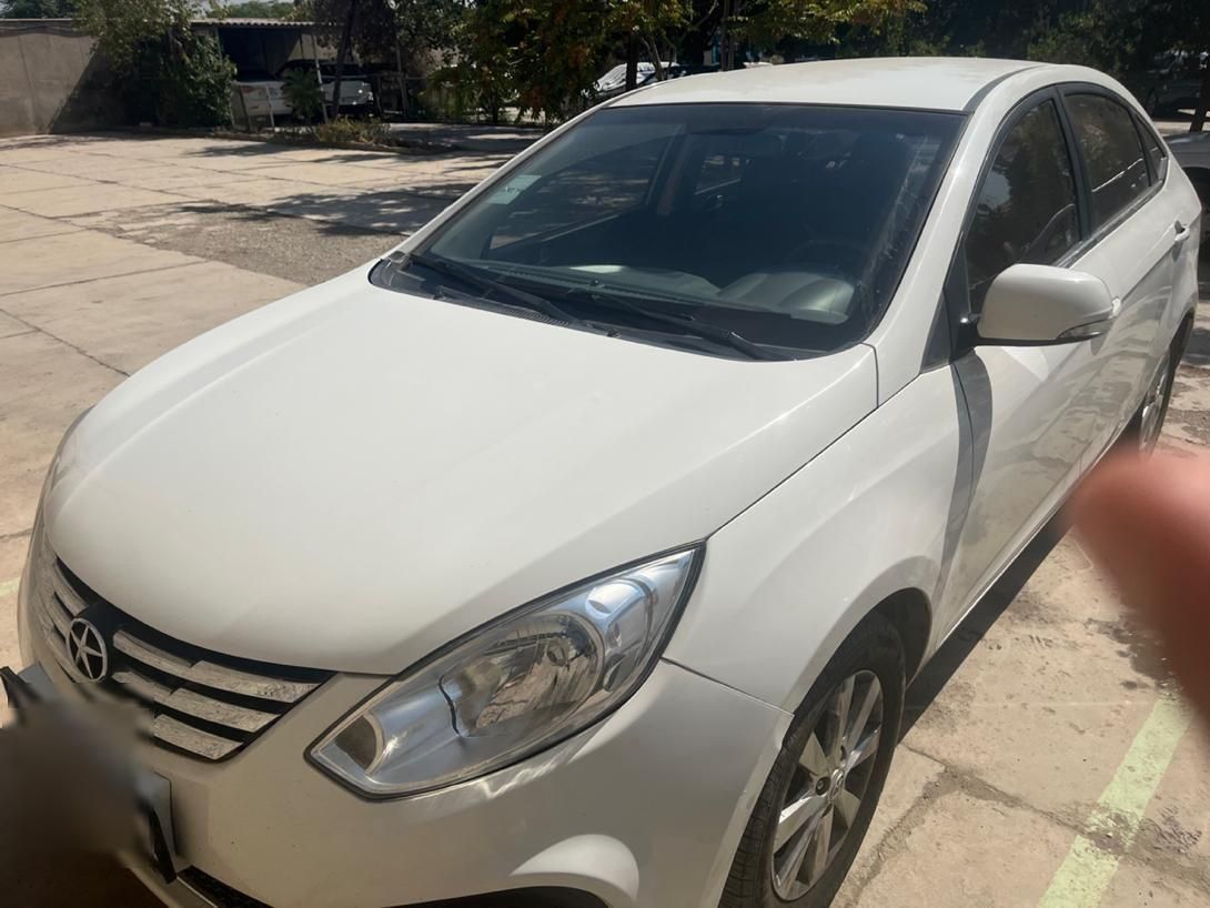 جک J4 اتوماتیک ساده - 1397