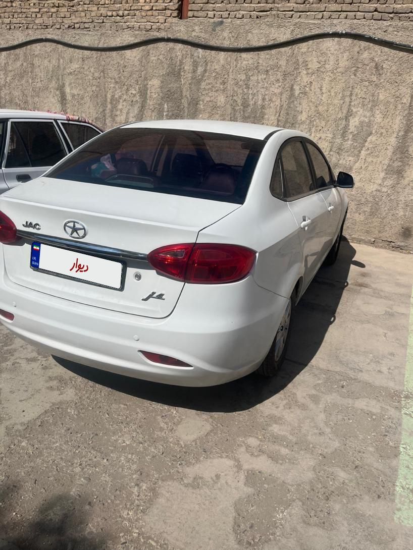 جک J4 اتوماتیک ساده - 1397