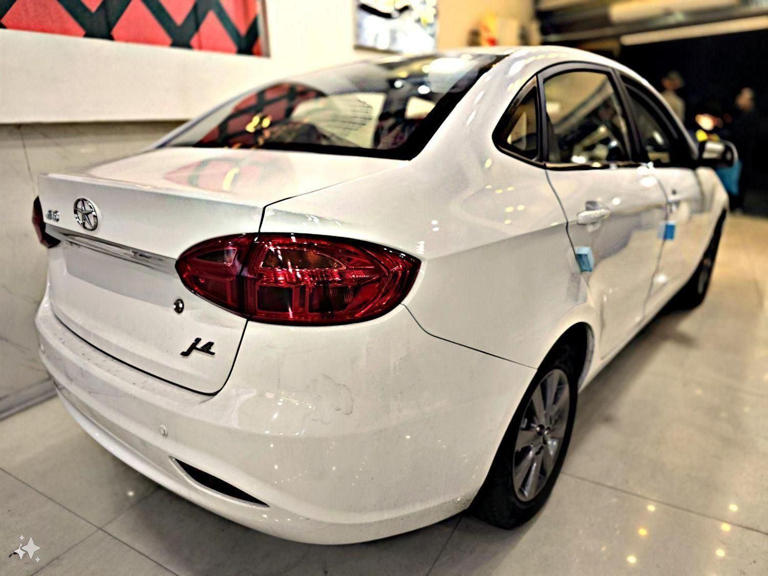 جک J4 اتوماتیک ساده - 1404