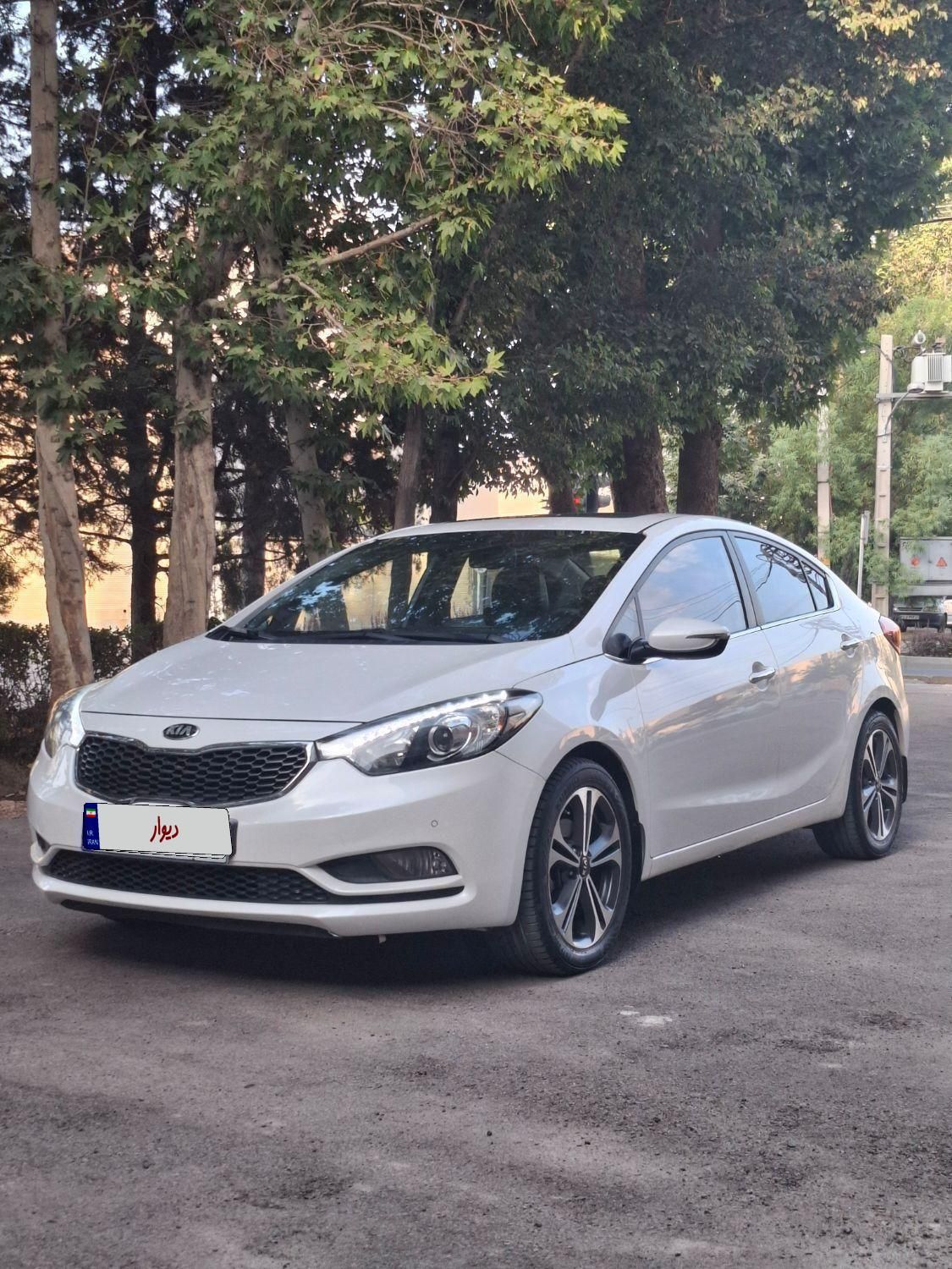 کیا سراتو 2.0 لیتر اتوماتیک GT لاین - 2016