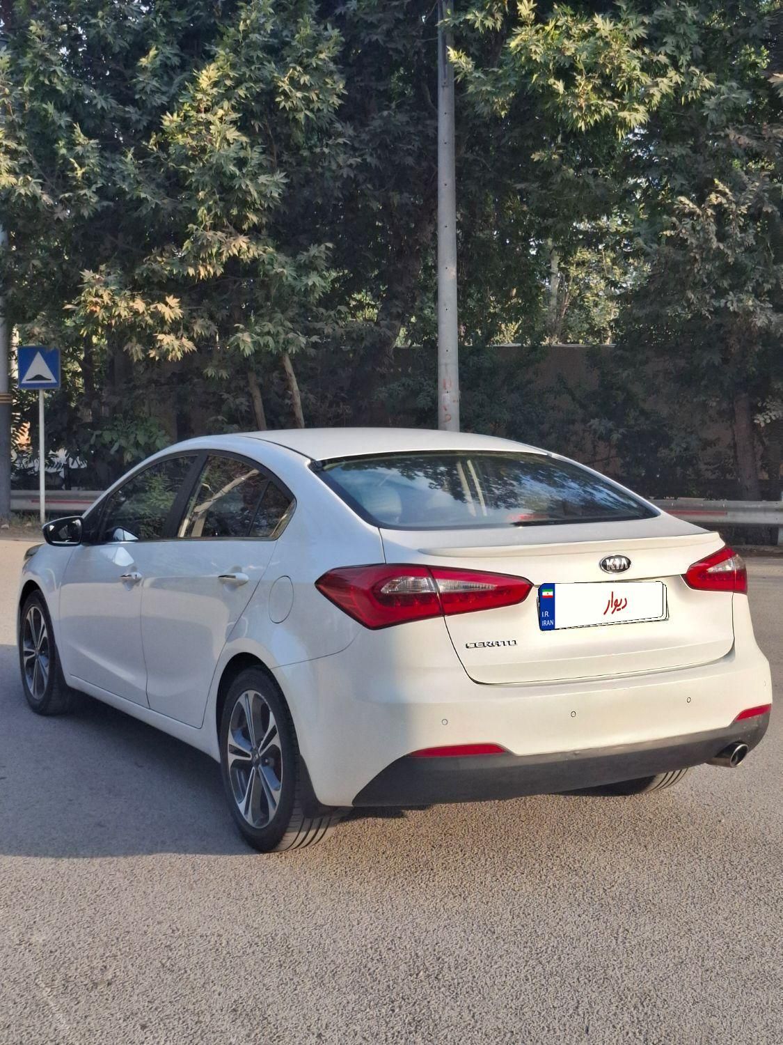 کیا سراتو 2.0 لیتر اتوماتیک GT لاین - 2016