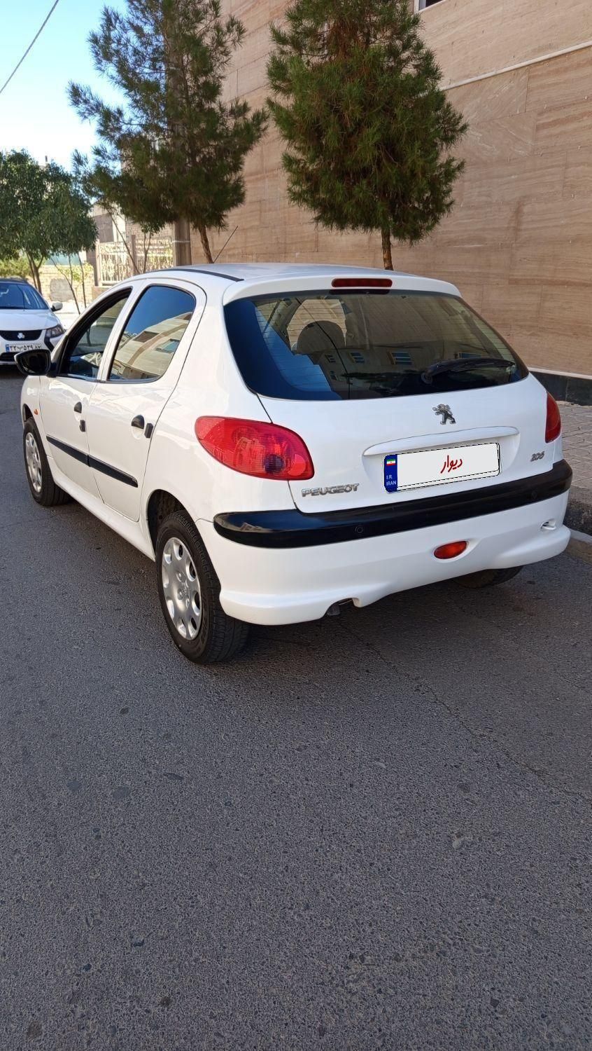 پژو 206 تیپ 2 - 1395