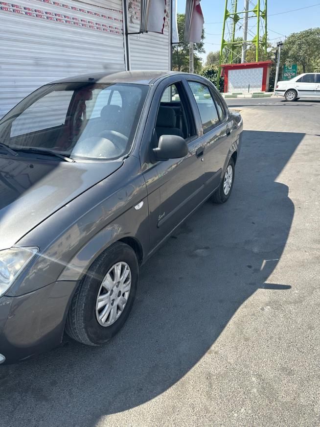 تیبا صندوق دار SX - 1393