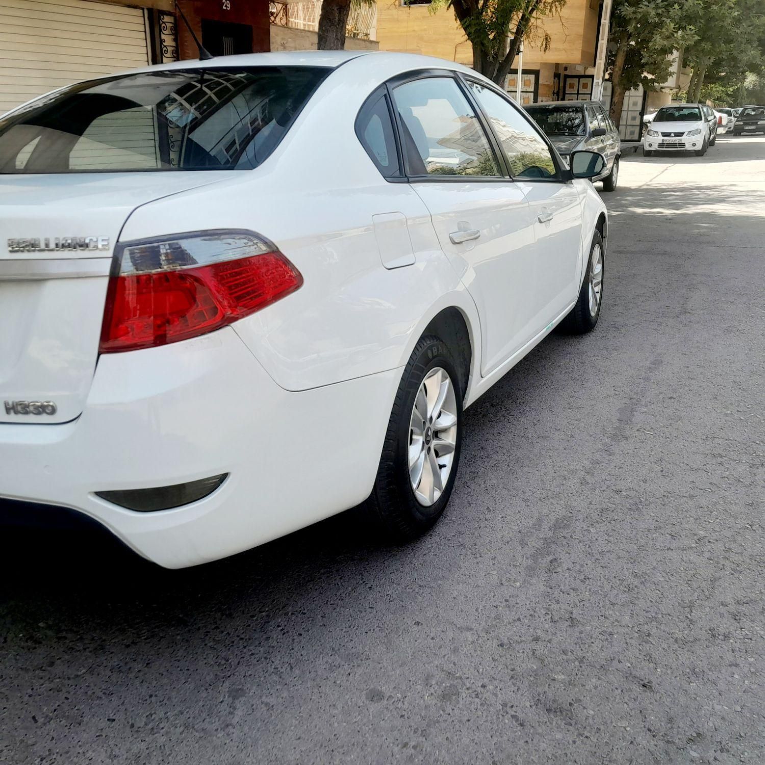 برلیانس H330 دنده‌ای 1500 - 1396