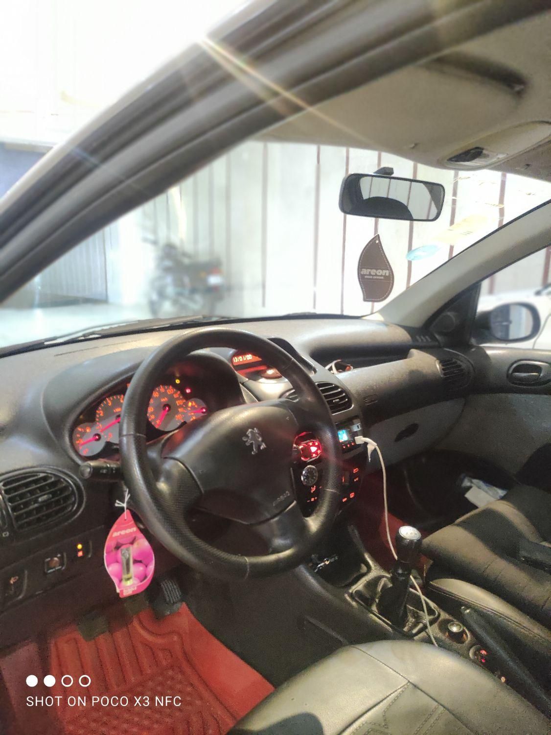 پژو ۲۰۶ صندوق دار v8 - 1386