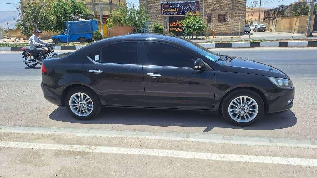 جک J5 اتوماتیک - 1394