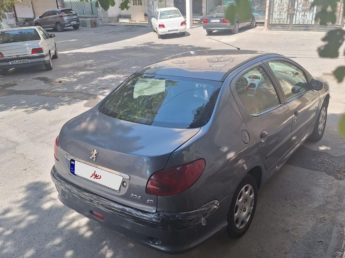 پژو ۲۰۶ صندوق دار v8 - 1389