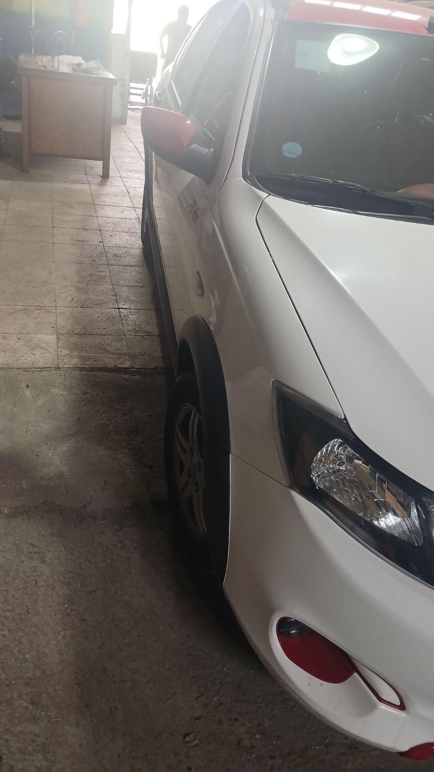 خودرو کوییک، R آگهی ann_19788526