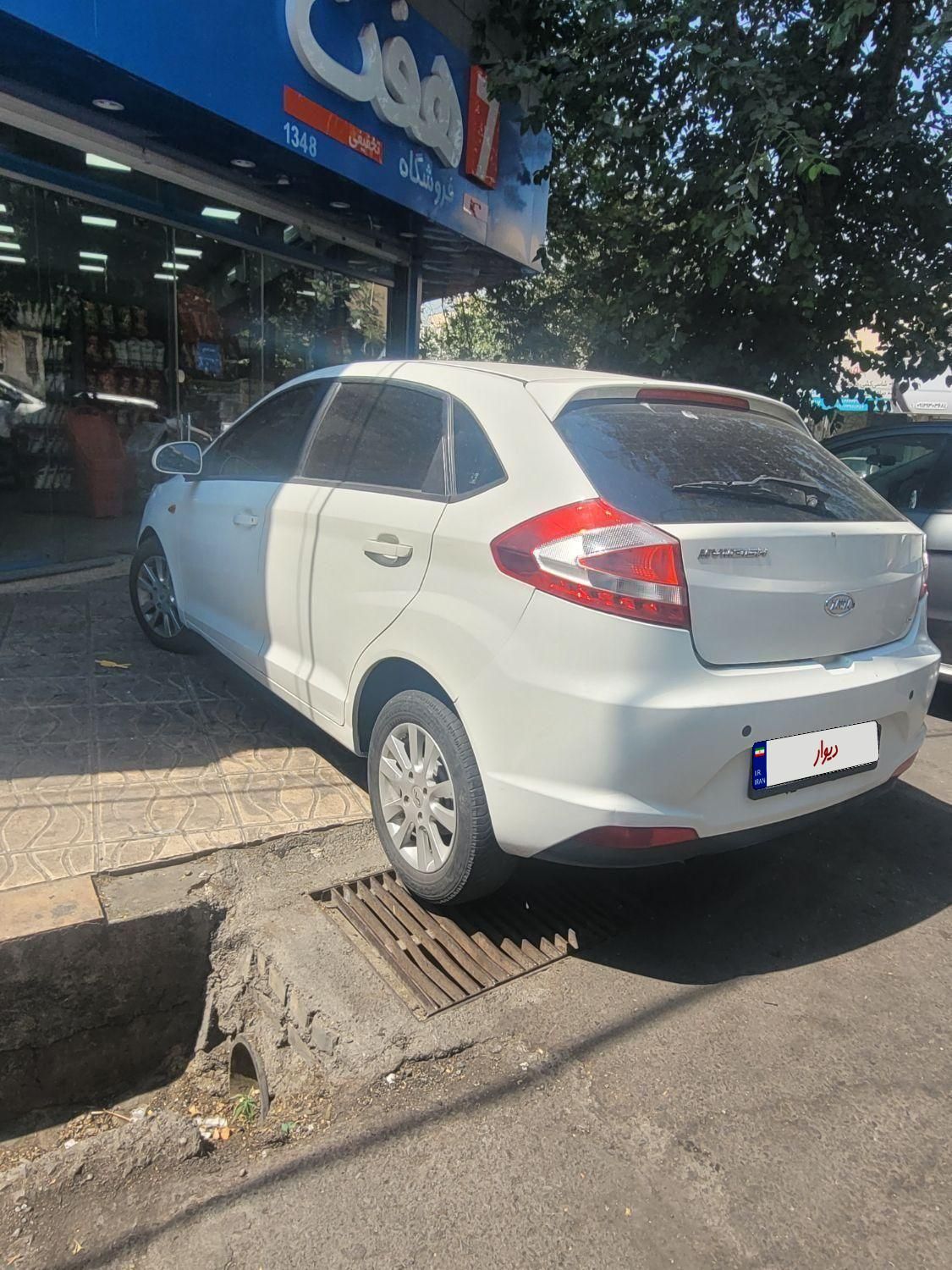 ام وی ام 315 هاچ بک ساده دنده ای - 1394