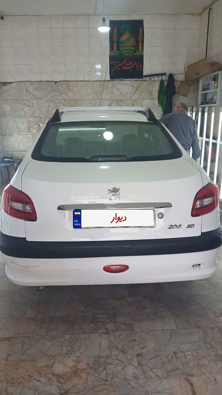 پژو ۲۰۶ صندوق دار v8 - 1395