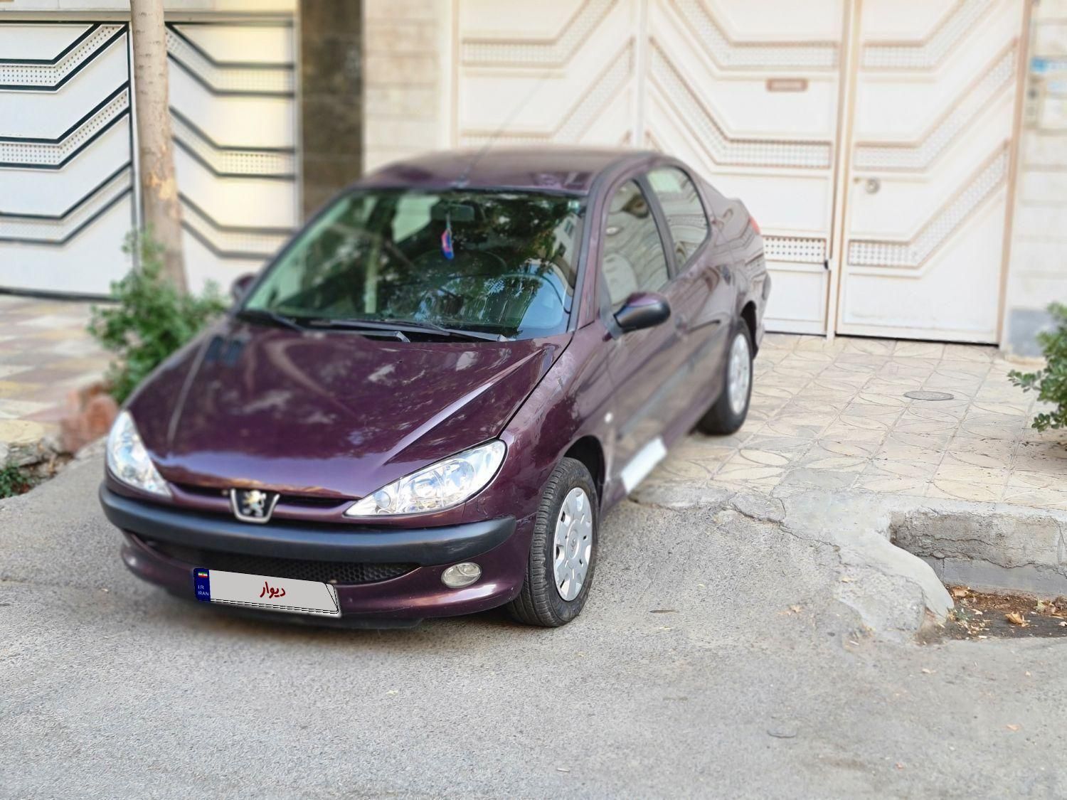 پژو ۲۰۶ صندوق دار v8 - 1389