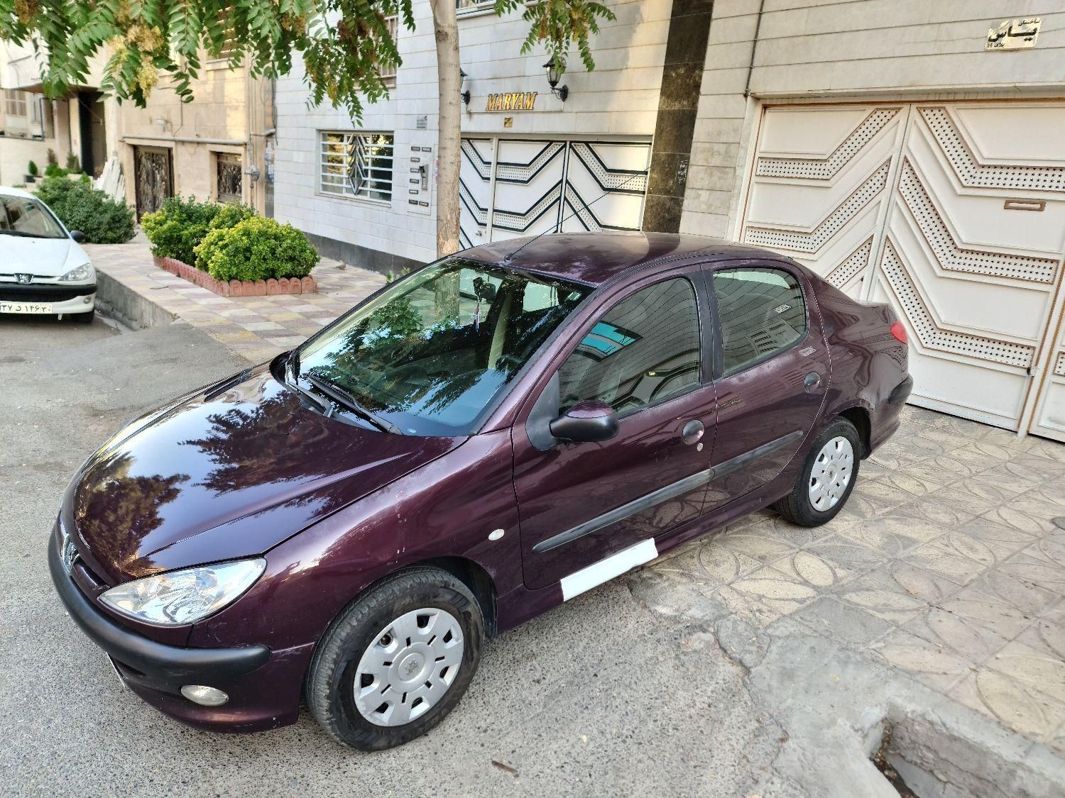پژو ۲۰۶ صندوق دار v8 - 1389