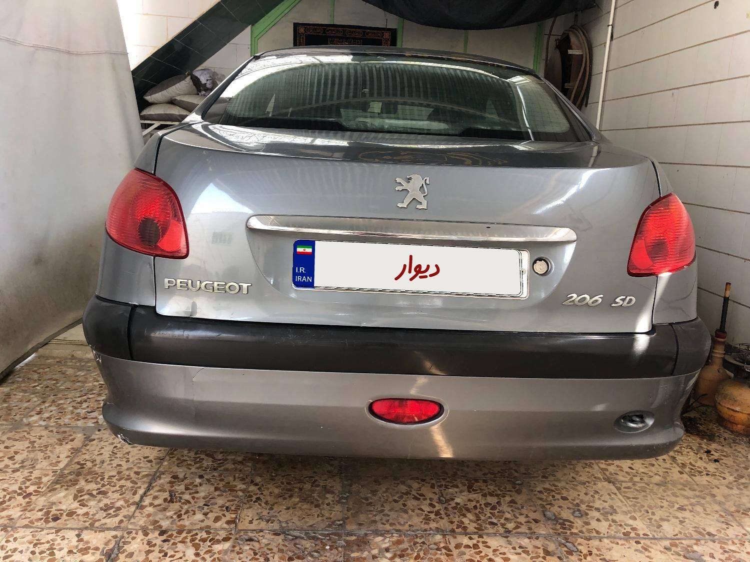 پژو ۲۰۶ صندوق دار v8 - 1390