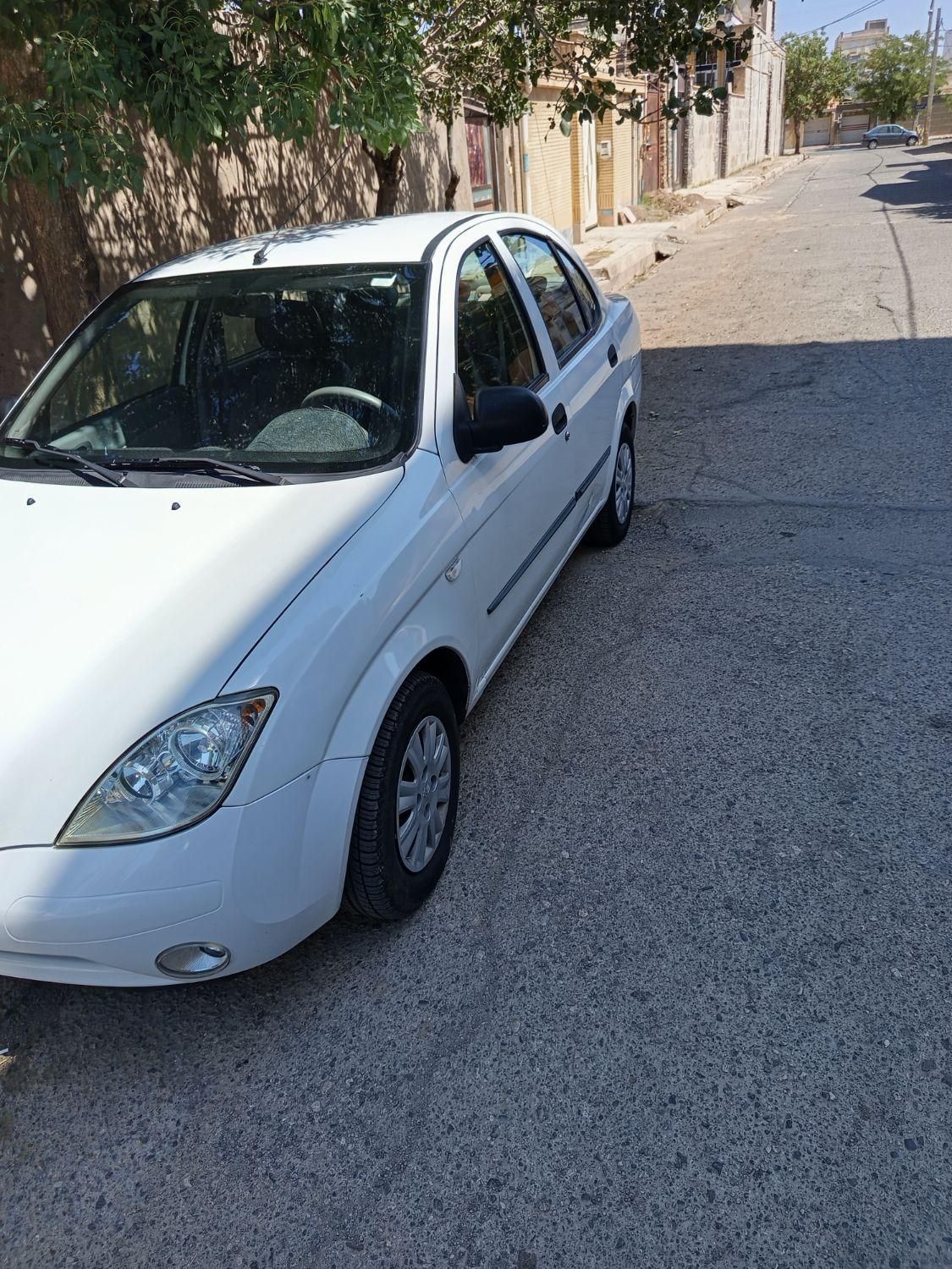 تیبا صندوق دار SX - 1399