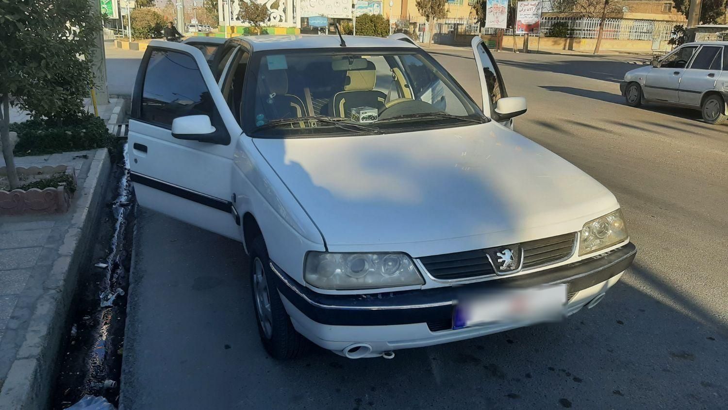 پژو 405 بنزینی GLX - TU5 - 1395