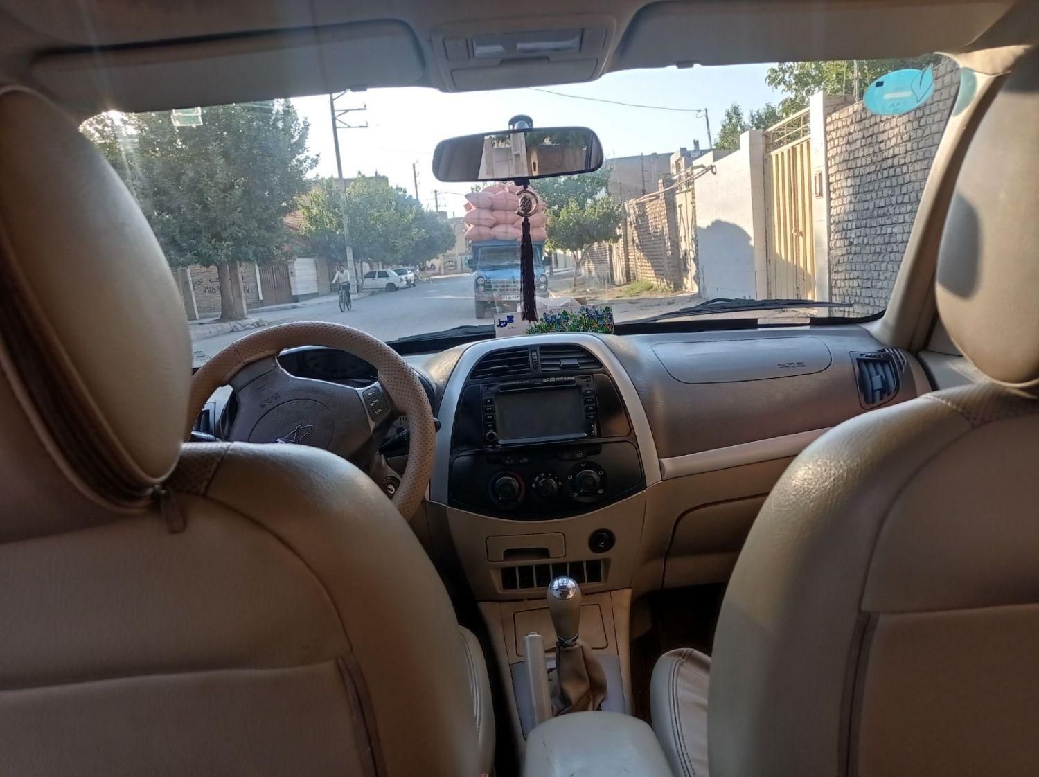 ام وی ام X33 دنده‌ای ساده - 1391
