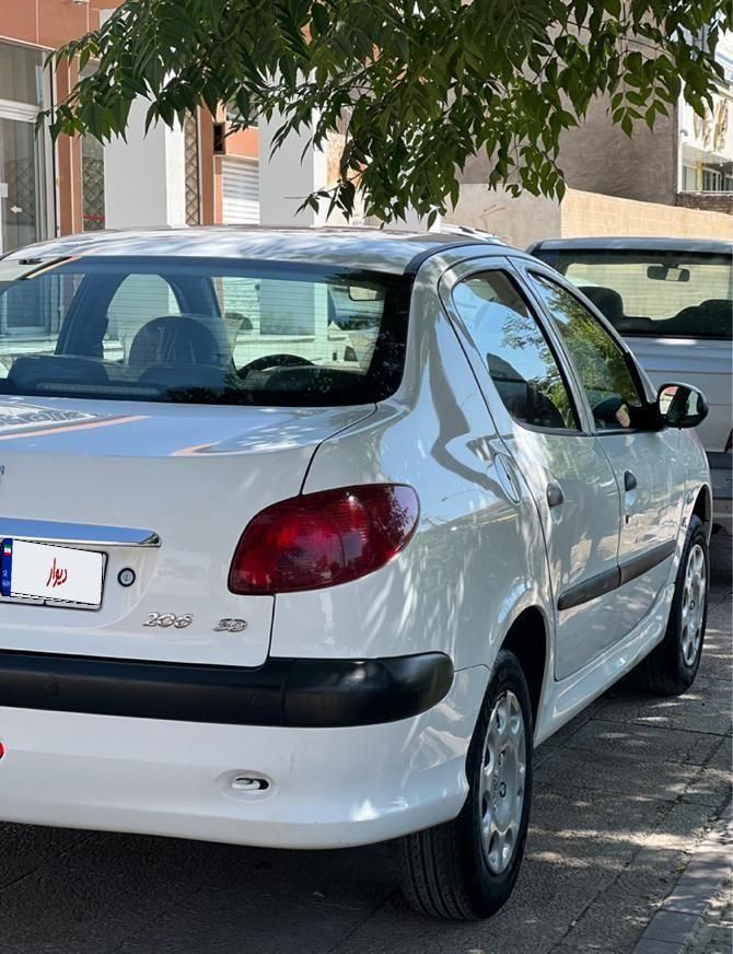 پژو ۲۰۶ صندوق دار v8 - 1398