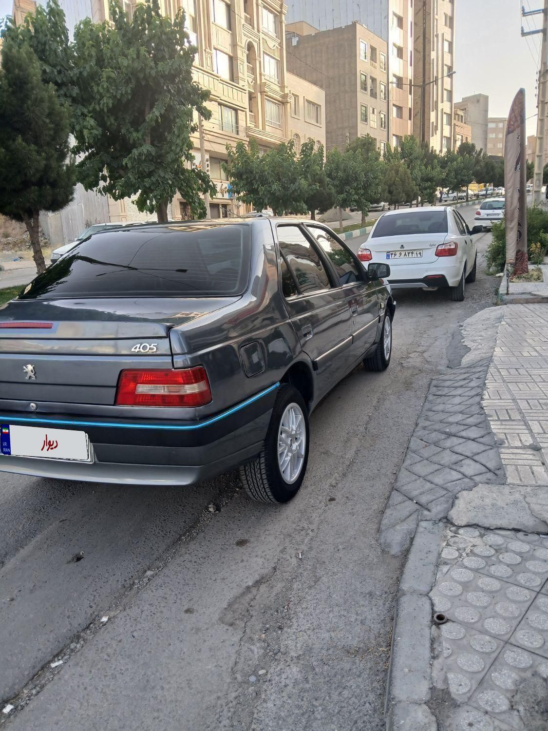 پژو 405 SLX بنزینی TU5 - 1393
