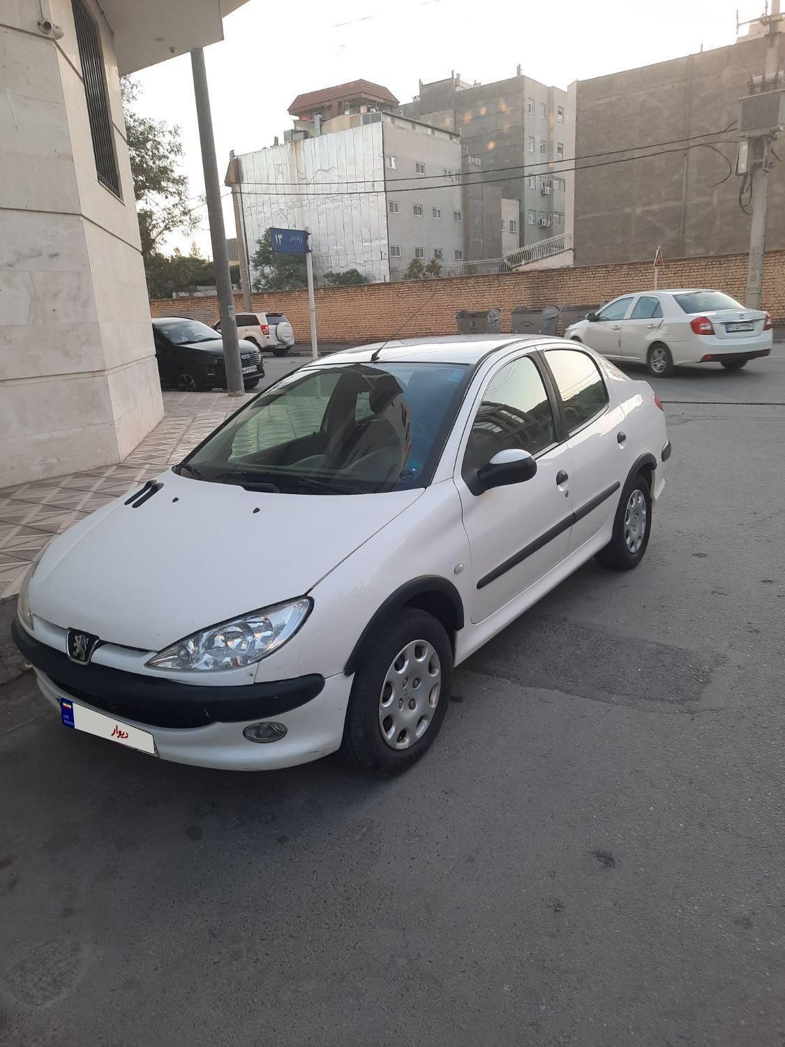 پژو ۲۰۶ صندوق دار v8 - 1388
