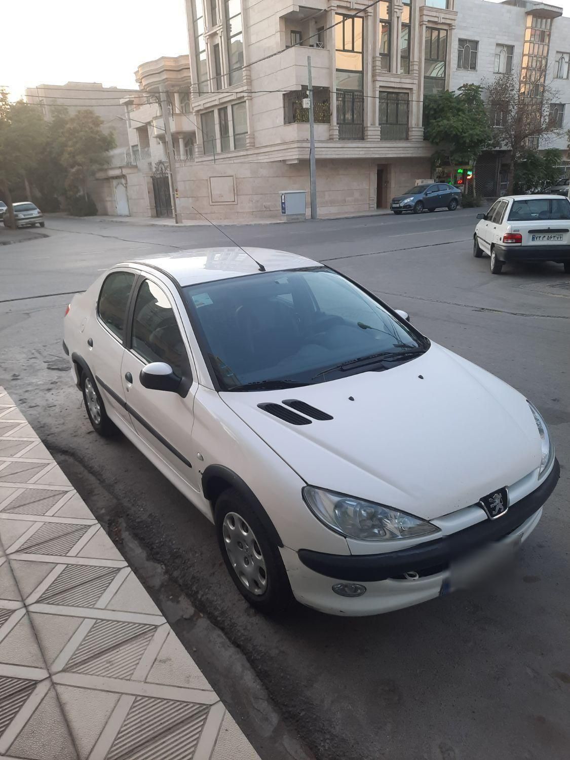 پژو ۲۰۶ صندوق دار v8 - 1388