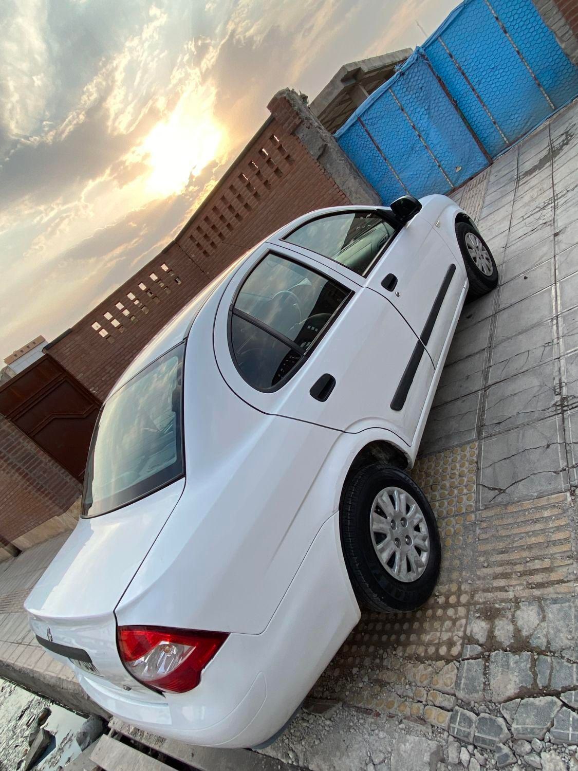 تیبا صندوق دار SX - 1393