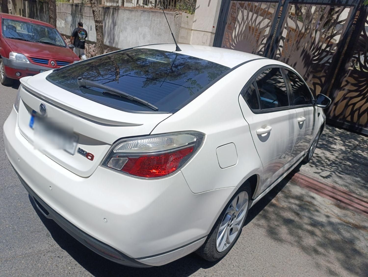 خودرو ام جی، 6 لیفت بک آگهی ann_19790659